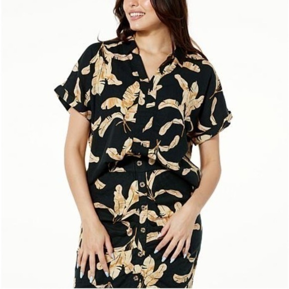 Colleen Lopez Woven Knit Collared V- Neck Shirt